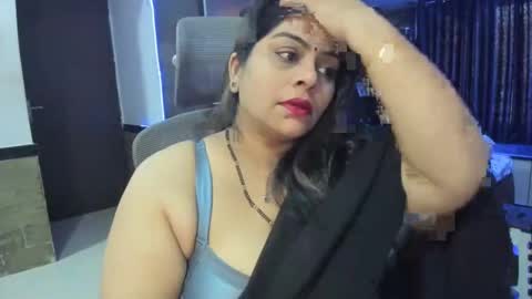Snapshot of tarivishu23 chatting on January 25, 2:15 am tarivishu23 online show from January 25, 2:15 am