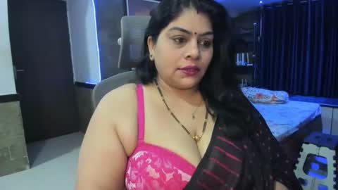 Snapshot of tarivishu23 chatting on December 24, 12:11 am tarivishu23 online show from December 24, 12:11 am