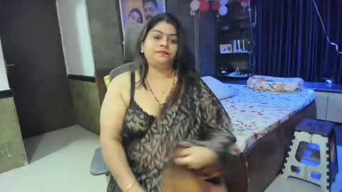 Snapshot of tarivishu23 chatting on February 21, 1:22 am tarivishu23 online show from February 21, 1:22 am