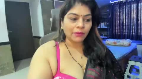 Snapshot of tarivishu23 chatting on January 30, 3:11 am tarivishu23 online show from January 30, 3:11 am