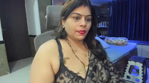 Snapshot of tarivishu23 chatting on January 19, 12:49 am tarivishu23 online show from January 19, 12:49 am