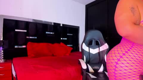 tashasant online show from October 13, 12:02 am