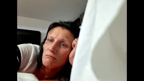 tastypeach6989 online show from May 15, 11:07 pm