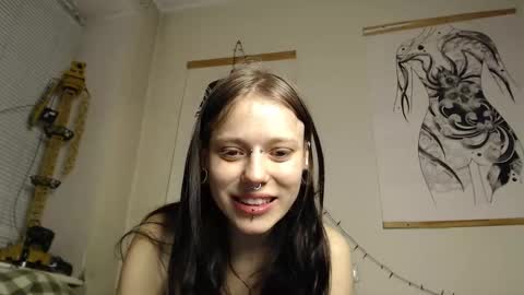 tata__goth_ online show from March 6, 12:55 pm