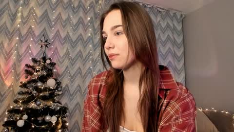 Snapshot of tate_angel chatting on December 30, 5:02 pm Tate online show from December 30, 5:02 pm