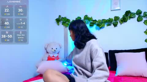 Snapshot of tati_cardenas chatting on September 13, 4:31 am AME online show from September 13, 4:31 am
