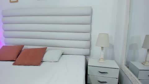 tatiana_arboleda online show from February 1, 3:49 am