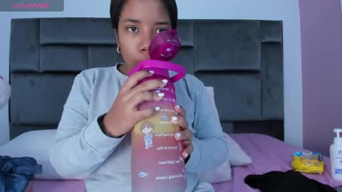 Tatiana Millerr online show from December 2, 11:44 am