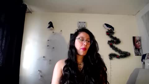 Snapshot of tatiana_ninfomaniaca chatting on December 21, 6:00 pm tatiana online show from December 21, 6:00 pm