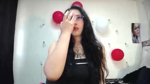 Snapshot of tatiana_ninfomaniaca chatting on February 21, 4:05 pm tatiana online show from February 21, 4:05 pm