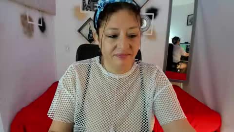 Snapshot of tatiana_sofiaa chatting on September 12, 2:46 pm tatiana_sofiaa online show from September 12, 2:46 pm