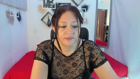 Snapshot of tatiana_sofiaa chatting on September 13, 2:47 pm tatiana_sofiaa online show from September 13, 2:47 pm