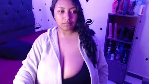 Snapshot of tatiana_wd chatting on January 7, 2:10 am tatiana online show from January 7, 2:10 am