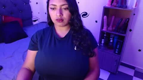 Snapshot of tatiana_wd chatting on December 17, 2:44 am tatiana online show from December 17, 2:44 am