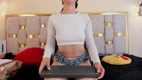 tattaa 3 online show from October 27, 7:08 pm