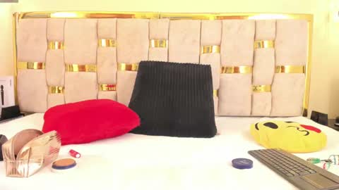 tattaa 3 online show from February 7, 8:10 pm