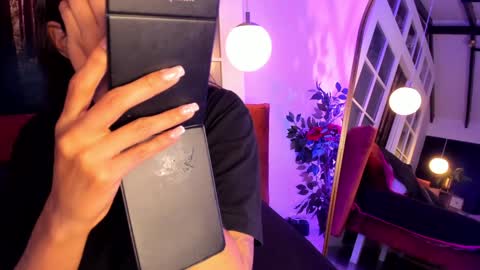 Tatty online show from January 27, 6:52 pm