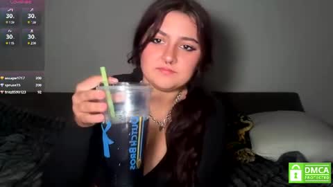tatumhayes online show from June 24, 4:00 am