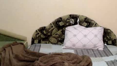 Taya online show from November 24, 6:43 pm