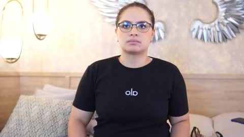 Teylor  Kim online show from December 4, 5:03 pm