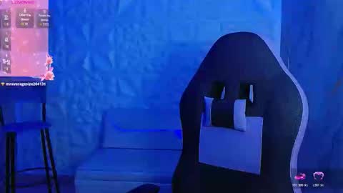 Taylor online show from February 22, 8:43 pm