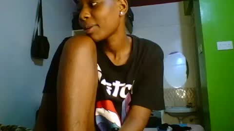 taylor_swift09 online show from March 2, 10:37 pm