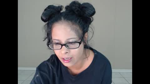 taylorlove696 online show from January 27, 9:33 pm