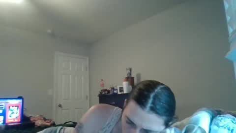 taylorslay online show from June 18, 11:42 pm