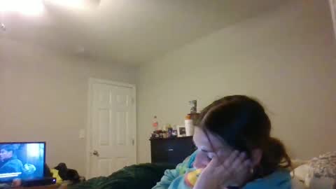 taylorslay online show from June 14, 2:24 am