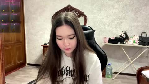 Im Techa 3 feet 24 cm height 170 online show from March 3, 11:38 am