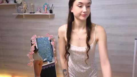 Belle online show from May 31, 3:34 am