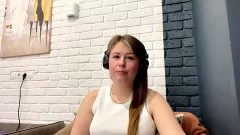 Lana online show from March 13, 8:59 am