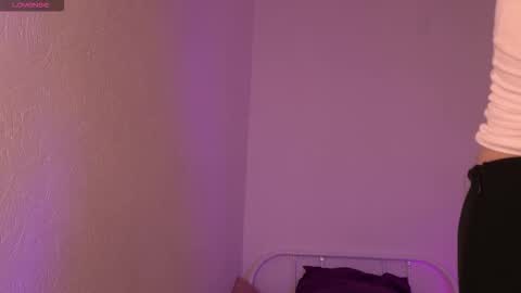 Snapshot of tender_babyy chatting on September 30, 12:33 pm Sexy girl Li online show from September 30, 12:33 pm