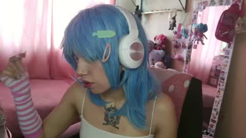 Terra Elowen online show from July 7, 3:04 pm