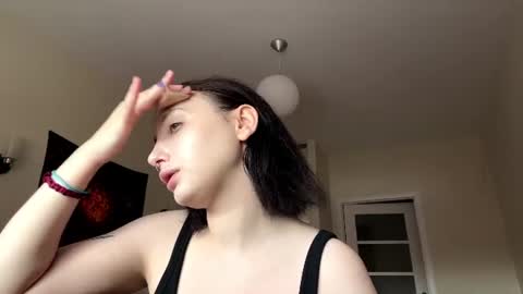 Helen online show from June 22, 9:28 am