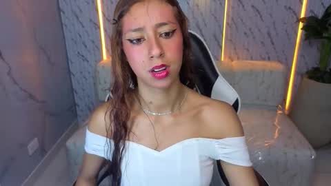 Online 800 to 1400 online show from November 4, 2:00 pm