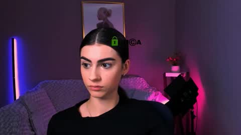 Tessa online show from November 9, 10:55 am