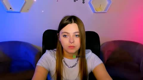 tessa_tea online show from November 29, 10:08 am