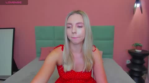 Snapshot of tessaadorable chatting on September 14, 1:36 am Tessa 3 online show from September 14, 1:36 am