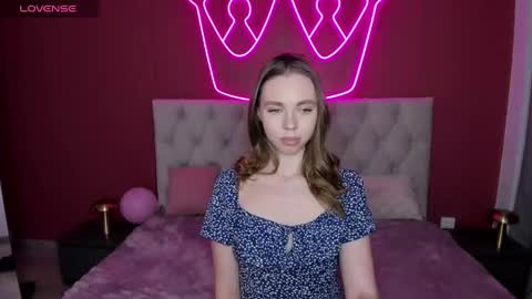 Snapshot of tessaadorable chatting on February 20, 1:25 am Tessa 3 online show from February 20, 1:25 am