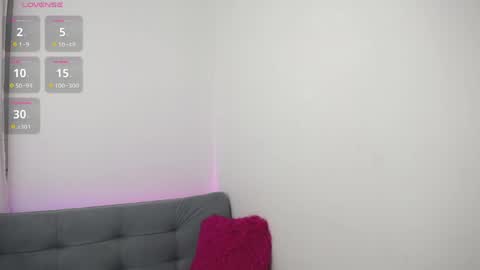 Tessa foxie      online show from May 11, 2:45 pm