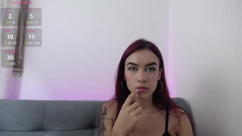 Tessa foxie      online show from May 10, 1:35 pm