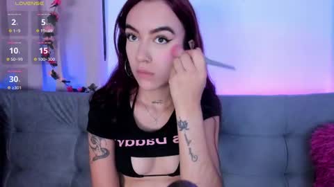 Tessa foxie      online show from June 23, 1:09 pm