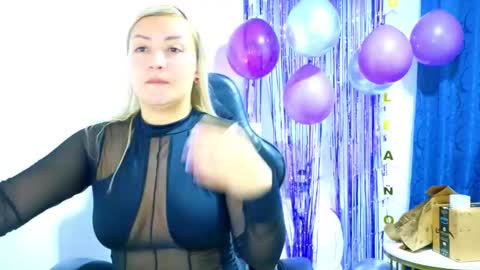 Snapshot of tessawhisnton chatting on September 24, 4:17 pm Tessy online show from September 24, 4:17 pm