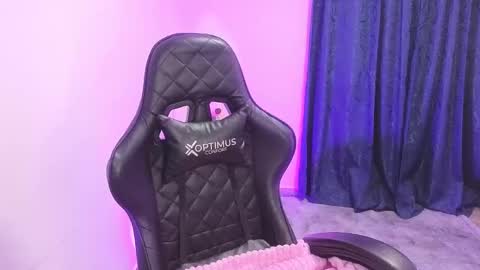 Snapshot of tessawhisnton chatting on March 1, 4:00 pm Tessy online show from March 1, 4:00 pm