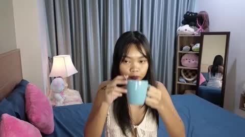 AbbieThai  online show from February 15, 11:20 am