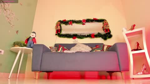 Snapshot of thais_dreams chatting on December 21, 12:16 pm Thais online show from December 21, 12:16 pm
