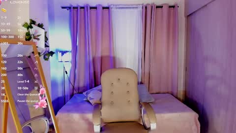 Snapshot of thais_dreams chatting on March 1, 12:23 pm Thais online show from March 1, 12:23 pm