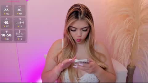  Thalia online show from March 4, 7:08 am