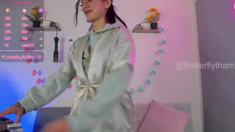 thamara_cooper_ online show from January 19, 7:26 am